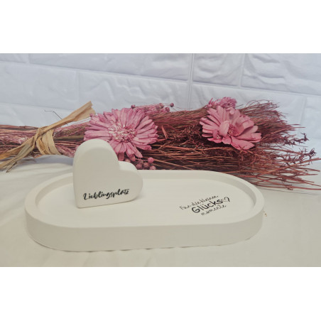 Weißes Dekotablett mit Fotohalter und Spruch Glück